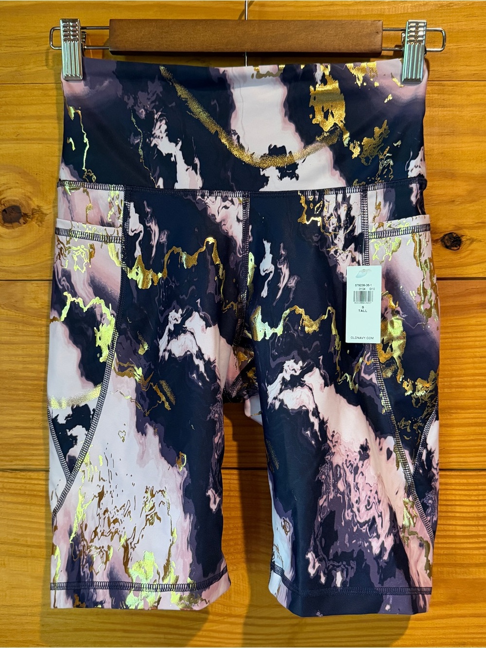 Old Navy Active PowerSoft High Rise Side Pocket Biker Shorts Small Tall S NWT